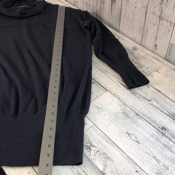 Athleta Cowl/Funnel Neck Tunic Dark Blue Medium - Picture 10 of 10